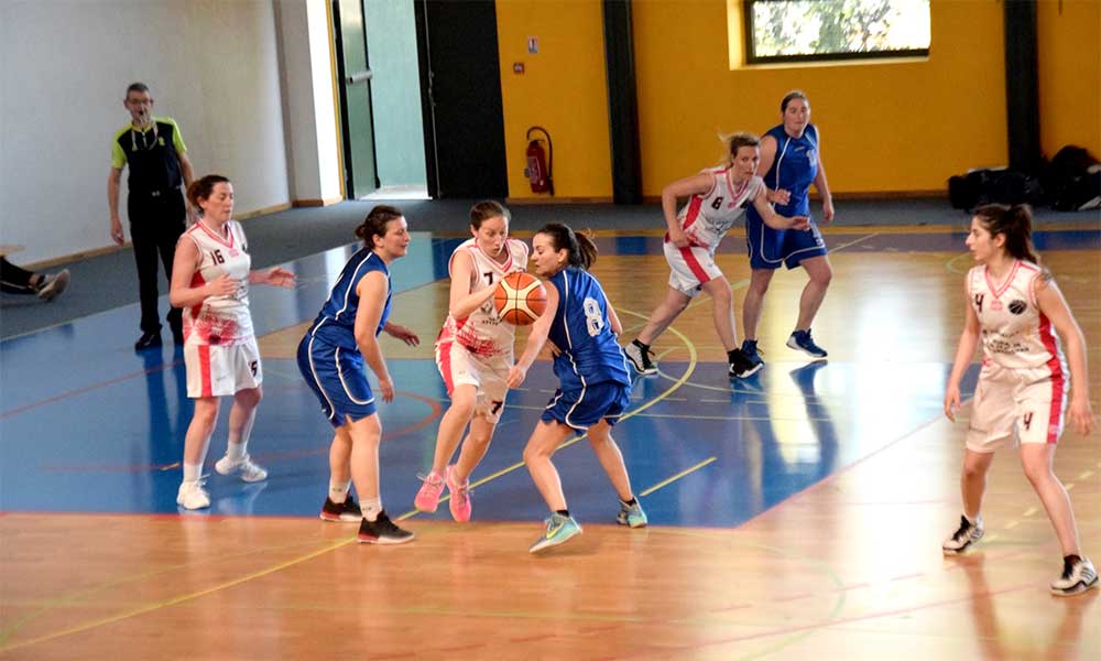 Séniors Filles Vallée de l'Isle contre bassens